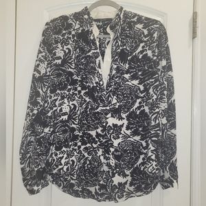 14. GUCCI SILK PRINTED SILK SHIRT SIZE IT 38, US 2